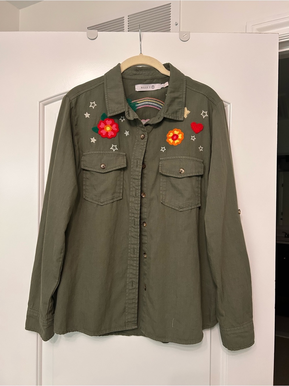 Women’s embroidered shirt